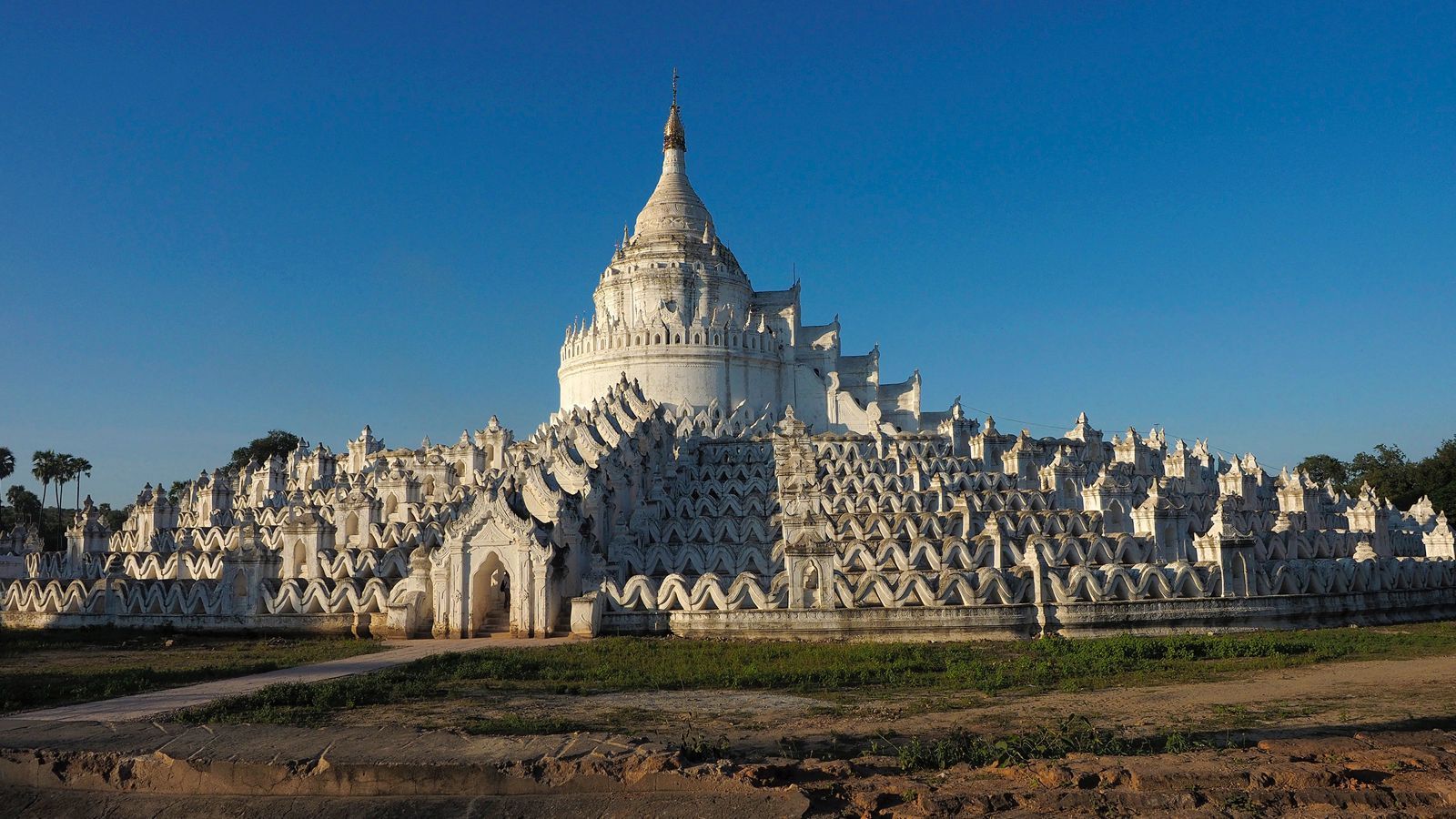 Hsinbyume Pagoda, Mingun